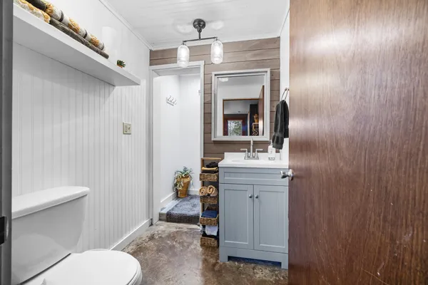 $608,000 | 69 Laffin Road, Frankfort, ME 04438