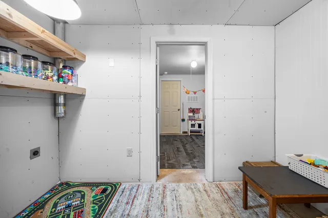 $625,000 | 69 Laffin Road, Frankfort, ME 04438