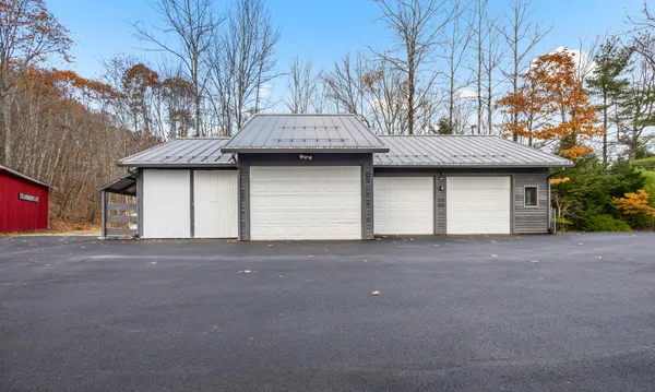 $608,000 | 69 Laffin Road, Frankfort, ME 04438