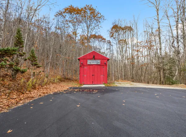 $608,000 | 69 Laffin Road, Frankfort, ME 04438