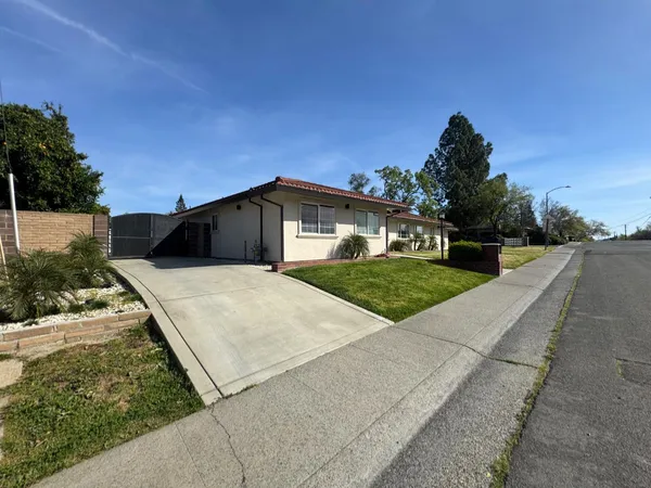$679,900 | 4448 Hackberry Lane, Carmichael, CA 95608