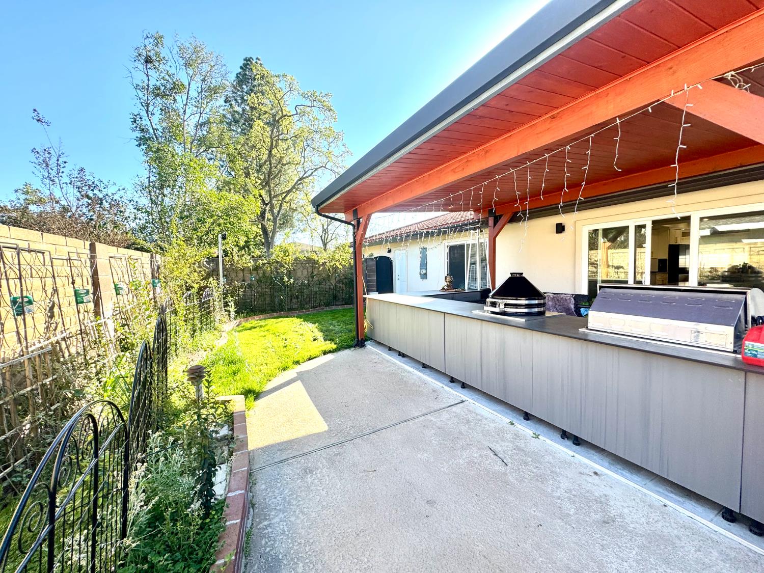 4448 Hackberry Lane Carmichael, CA 95608 - Photo 58 of 64 a view of a house with a swimming pool