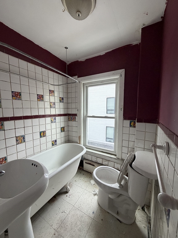 4-10 Glover Court Boston, MA 02127 - Photo 10 of 22