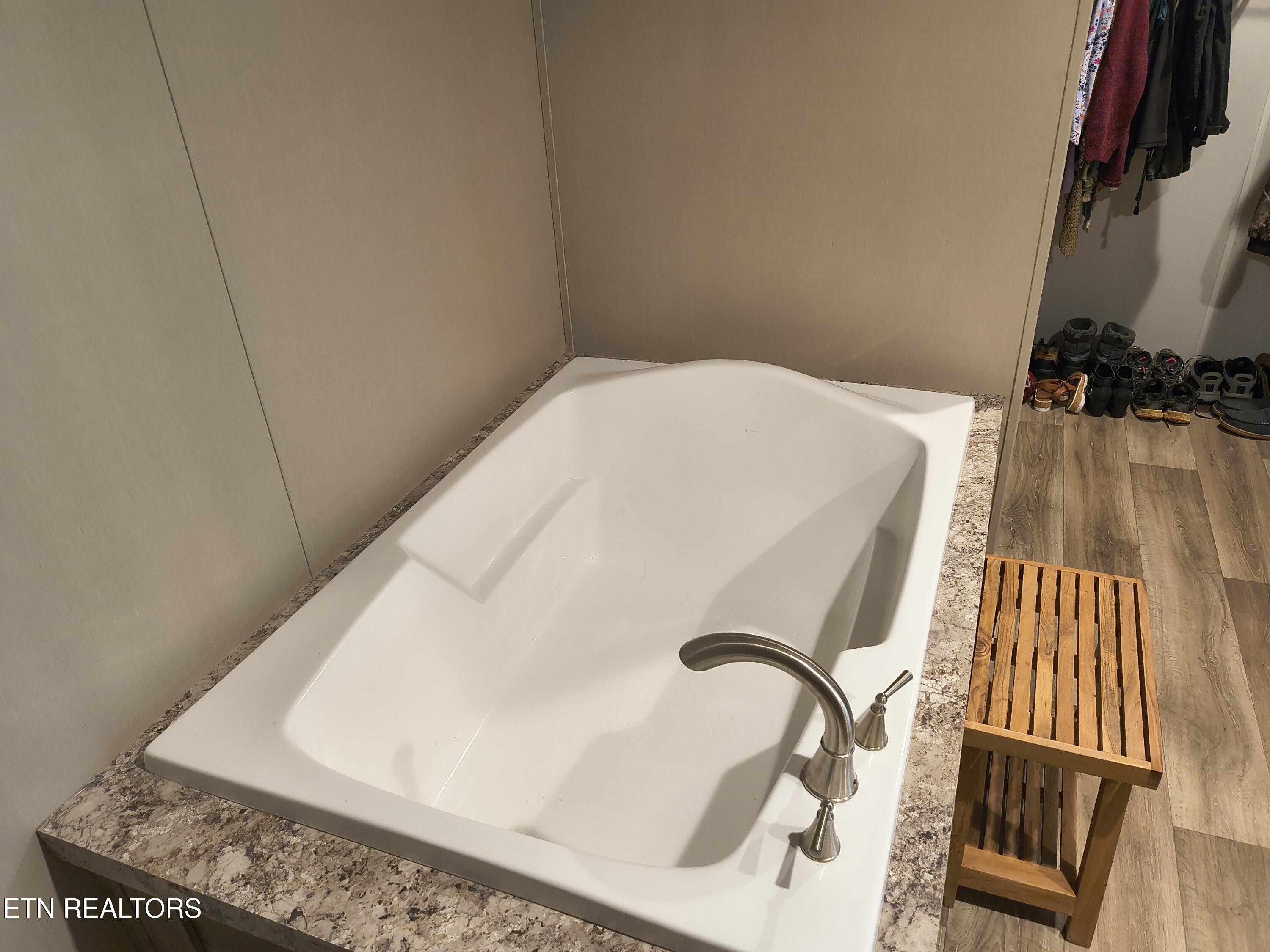 315 Key Lane Pioneer, TN 37847 - Photo 22 of 39 Pic 22