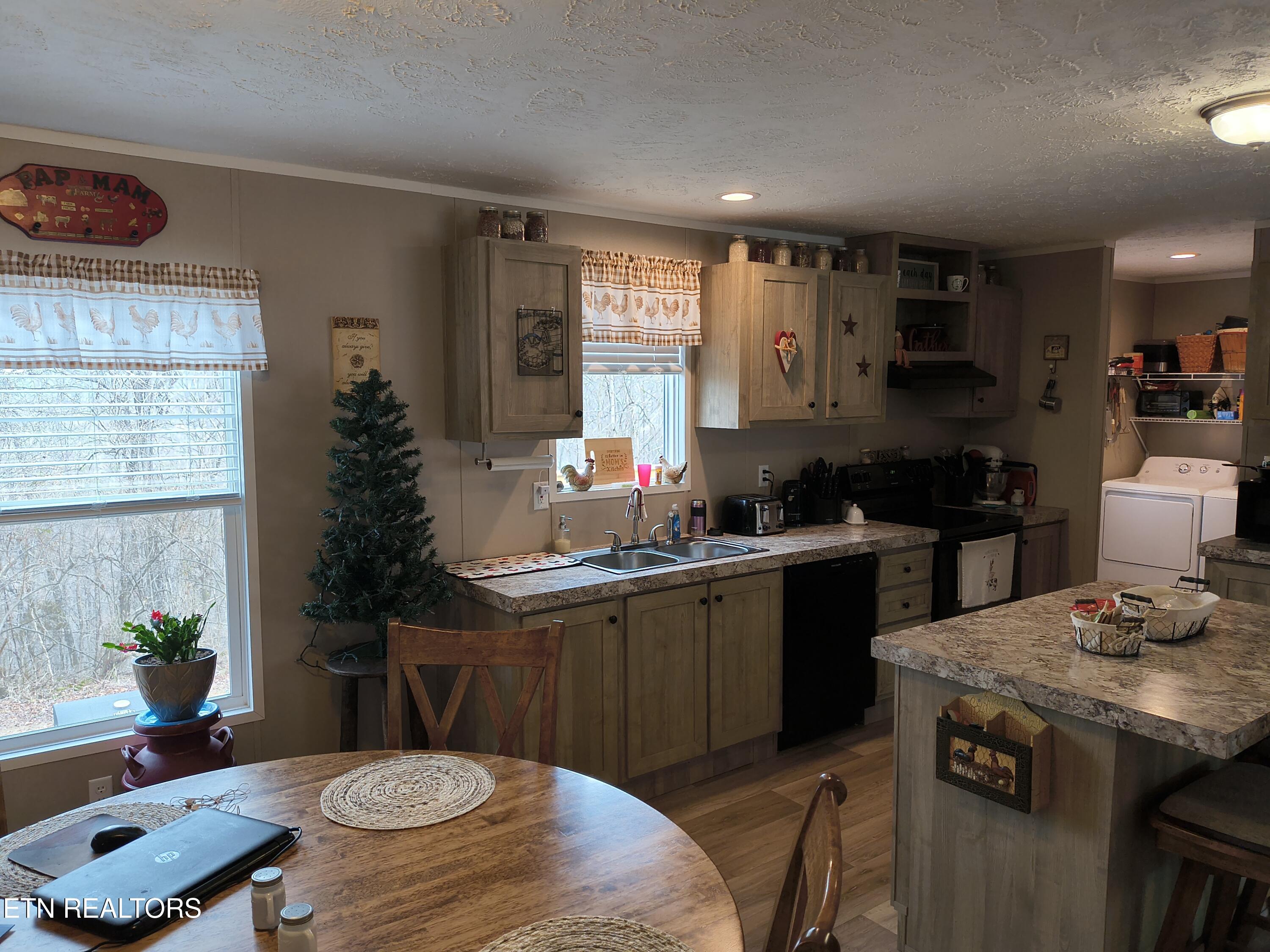 315 Key Lane Pioneer, TN 37847 - Photo 31 of 39 Pic 30