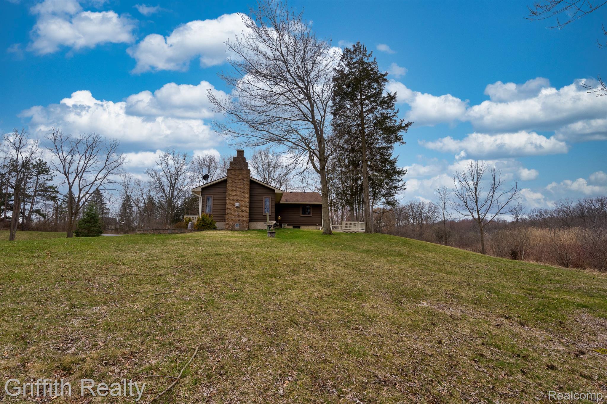 2969 Hunter Road Brighton, MI 48114 - Photo 8 of 43 Gallery Image 8