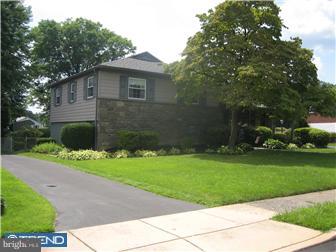 38 Fairhill Road Morton, PA 19070 - Photo 2 of 12 Exterior Front