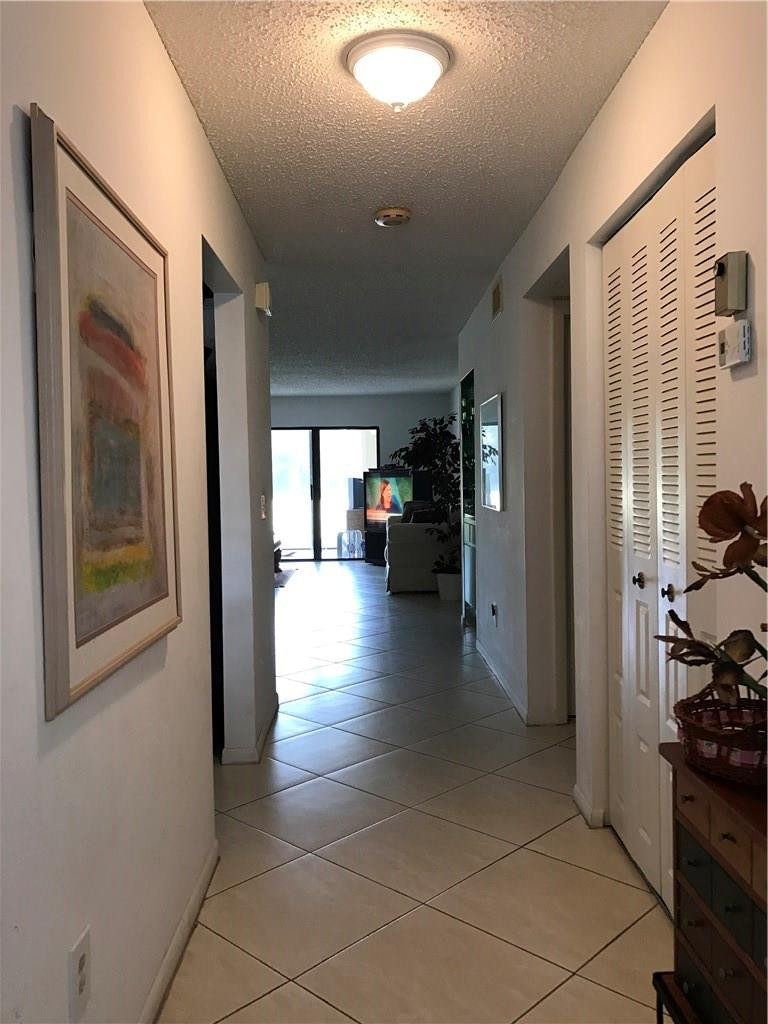 9270 Vista Del Lago, Unit 27E Boca Raton, FL 33428 - Photo 5 of 12 Photo 5
