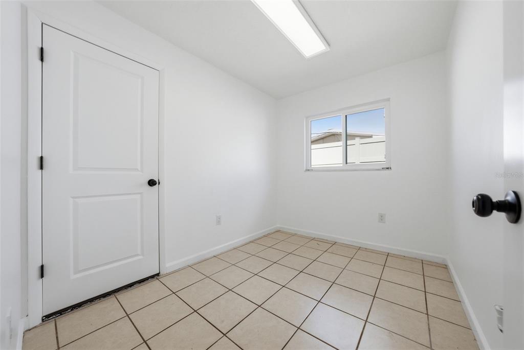 4536 Webber Street Sarasota, FL 34232 - Photo 23 of 45 a view of an empty room