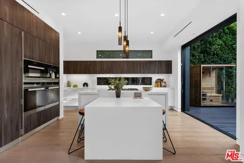 $3,995,000 | 1609 North Stanley Avenue, Los Angeles, CA 90046