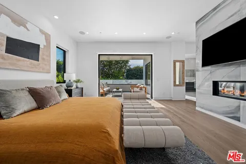 $3,995,000 | 1609 North Stanley Avenue, Los Angeles, CA 90046