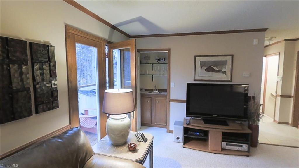 5544 Folkstone Road Pfafftown, NC 27040 - Photo 11 of 29 Gallery Image 11