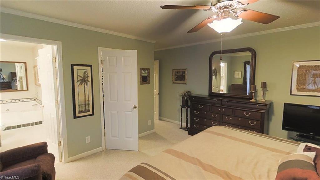 5544 Folkstone Road Pfafftown, NC 27040 - Photo 19 of 29 Gallery Image 19