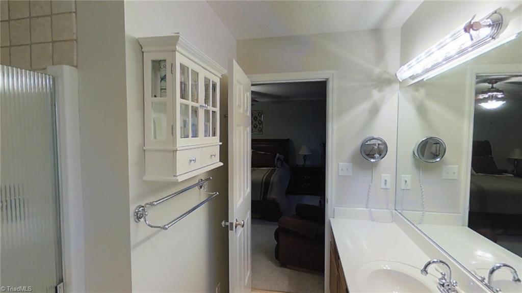 5544 Folkstone Road Pfafftown, NC 27040 - Photo 20 of 29 Gallery Image 20