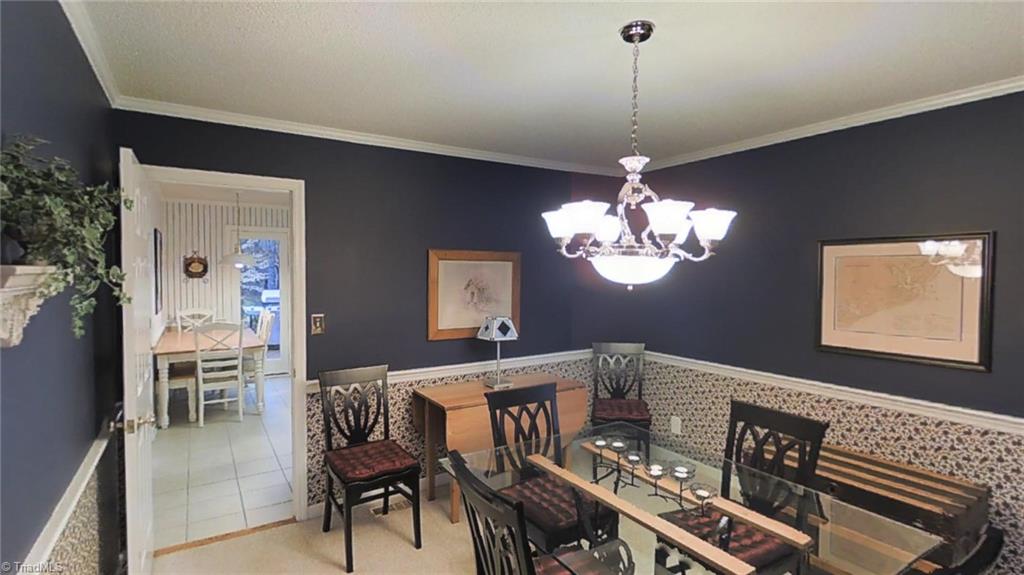 5544 Folkstone Road Pfafftown, NC 27040 - Photo 6 of 29 Gallery Image 6