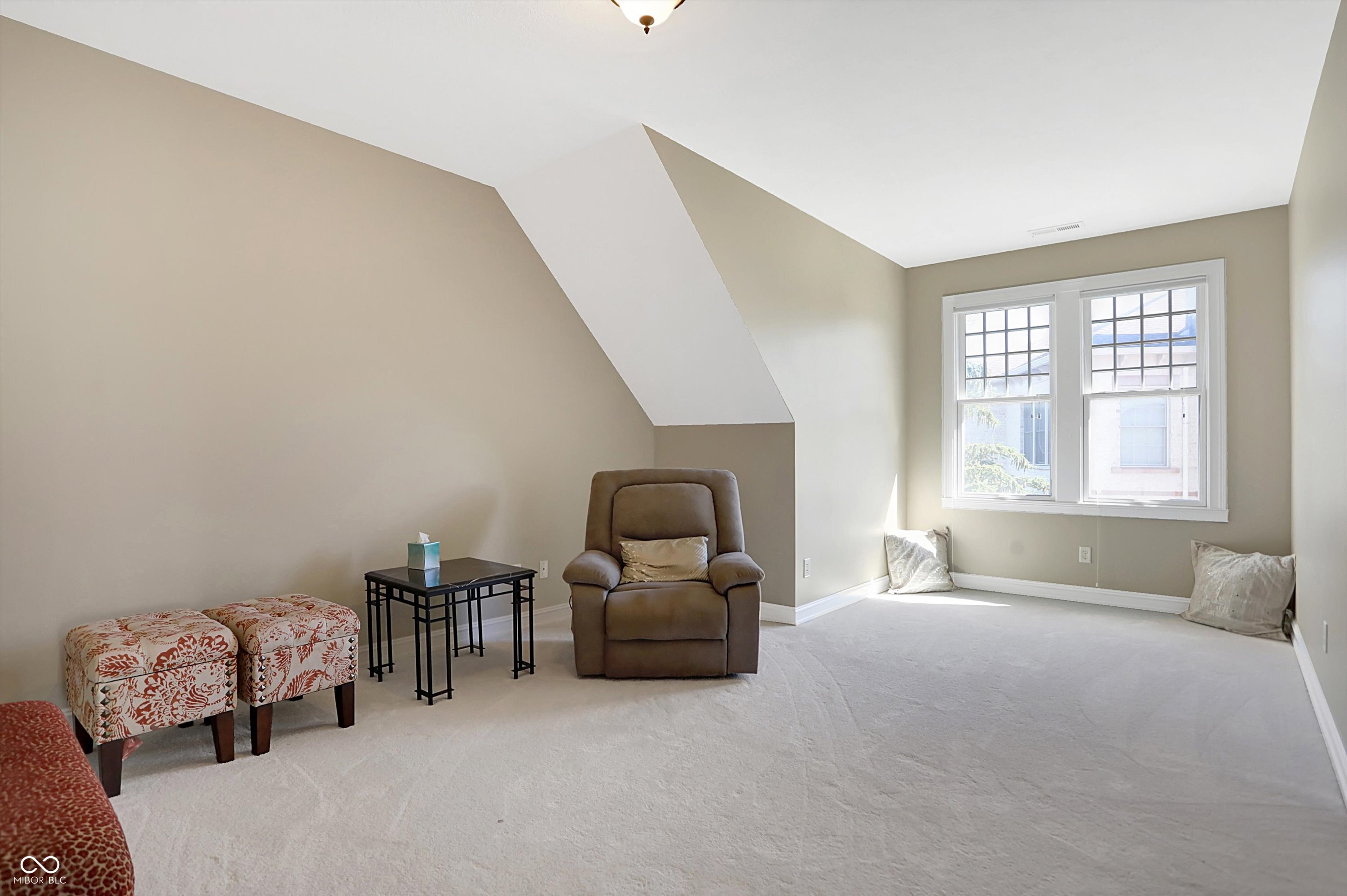 2022 Finchley Road Carmel, IN 46032 - Photo 37 of 68 Gallery Image 37
