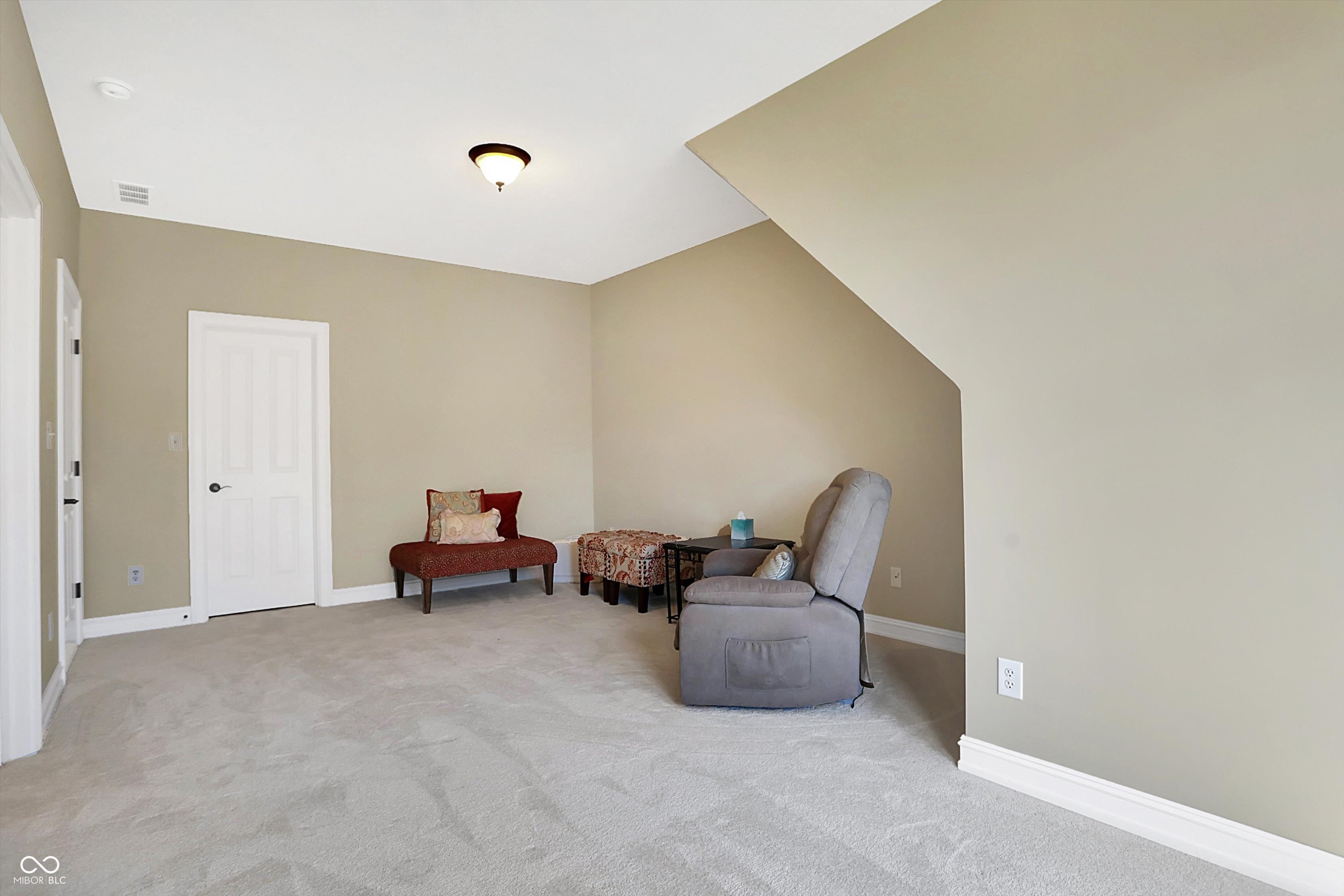 2022 Finchley Road Carmel, IN 46032 - Photo 38 of 68 Gallery Image 38