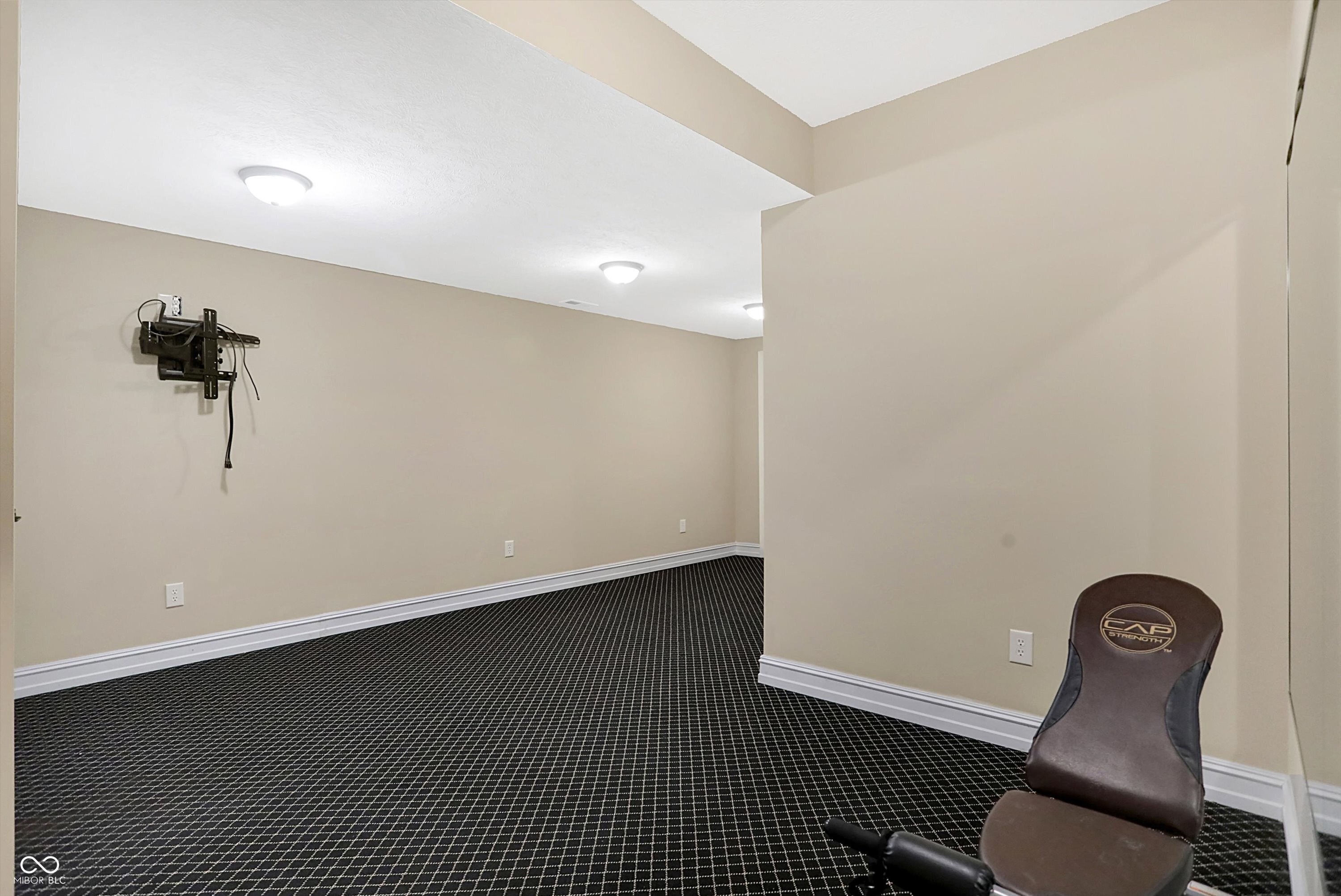 2022 Finchley Road Carmel, IN 46032 - Photo 52 of 68 Gallery Image 52