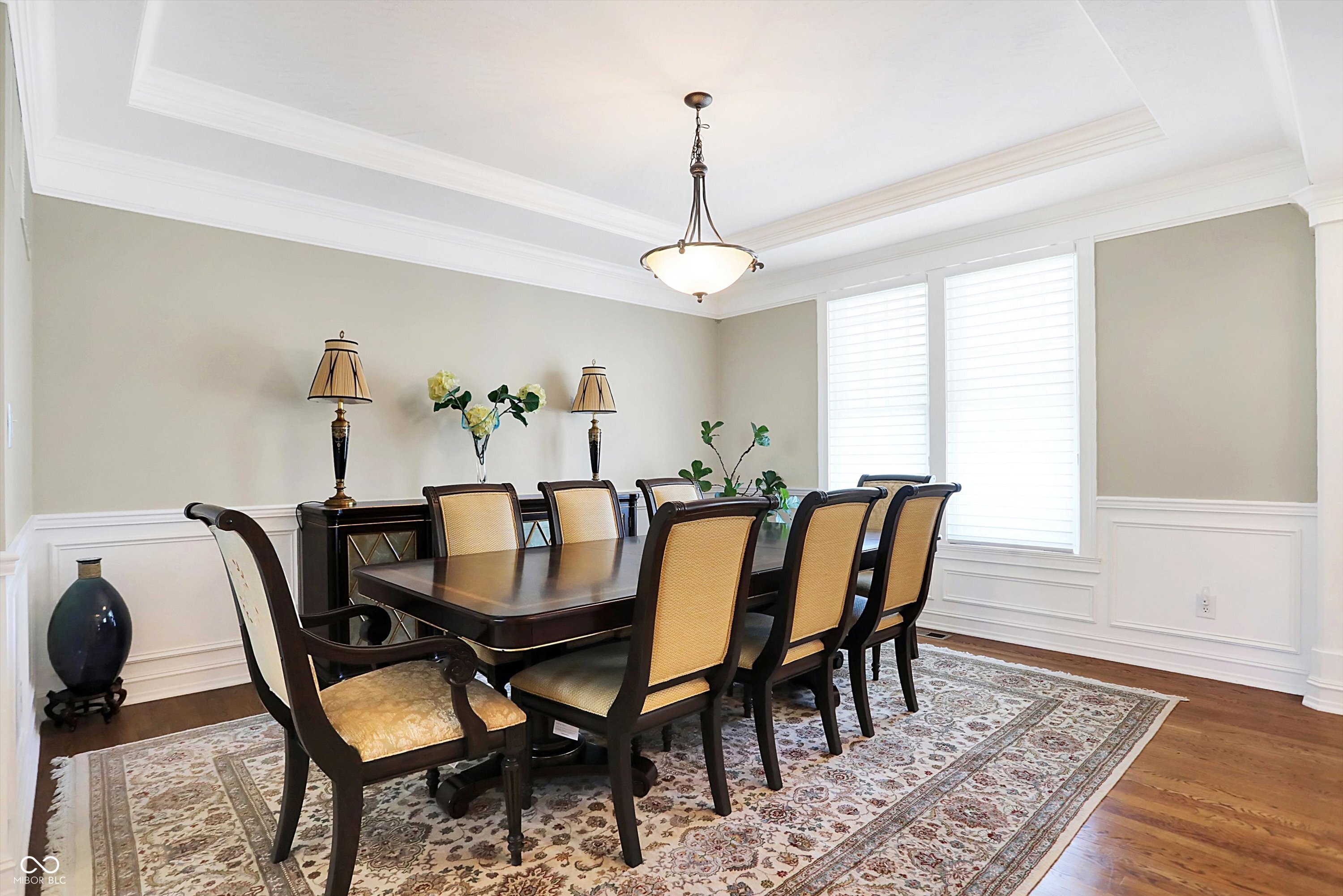 2022 Finchley Road Carmel, IN 46032 - Photo 6 of 68 Gallery Image 6