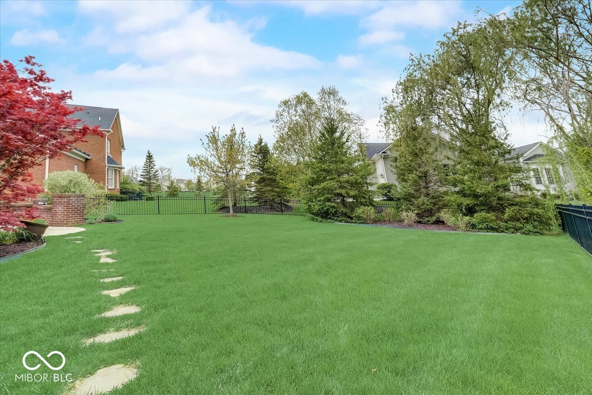 2022 Finchley Road Carmel, IN 46032 - Photo 64 of 68 Gallery Image 64