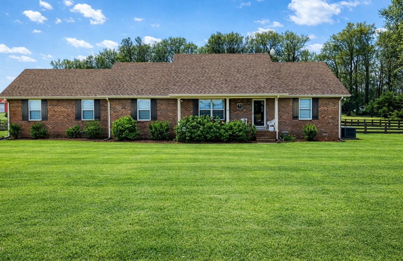223 Rich Road Unionville, TN 37180 - Photo 2 of 31 a view of a house with garden