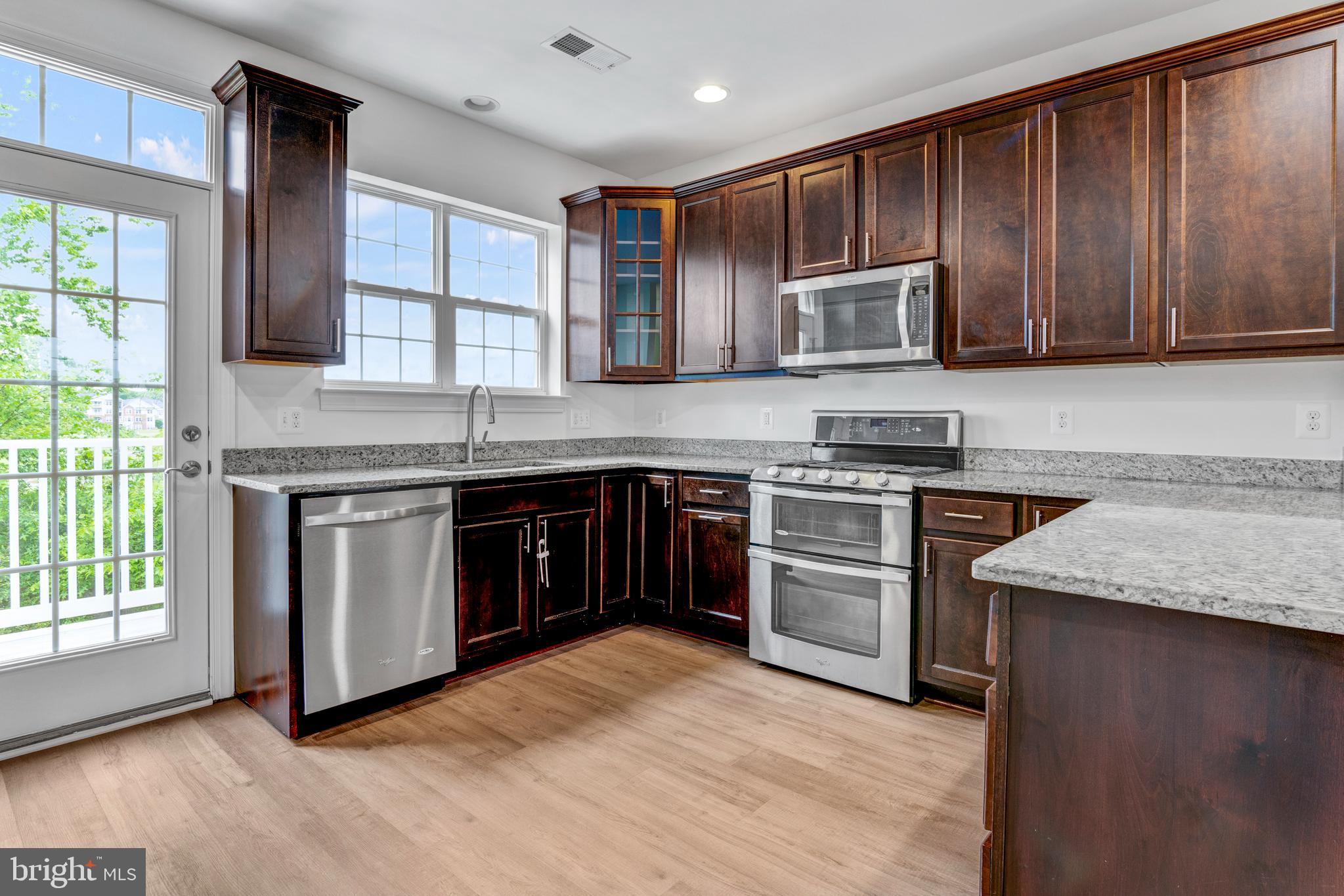 7408 Riding Meadow Way Manassas, VA 20111 - Photo 9 of 25
