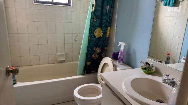 5866 Southeast Mitzi Lane Stuart, FL 34997 - Photo 4 of 13 Photo 4