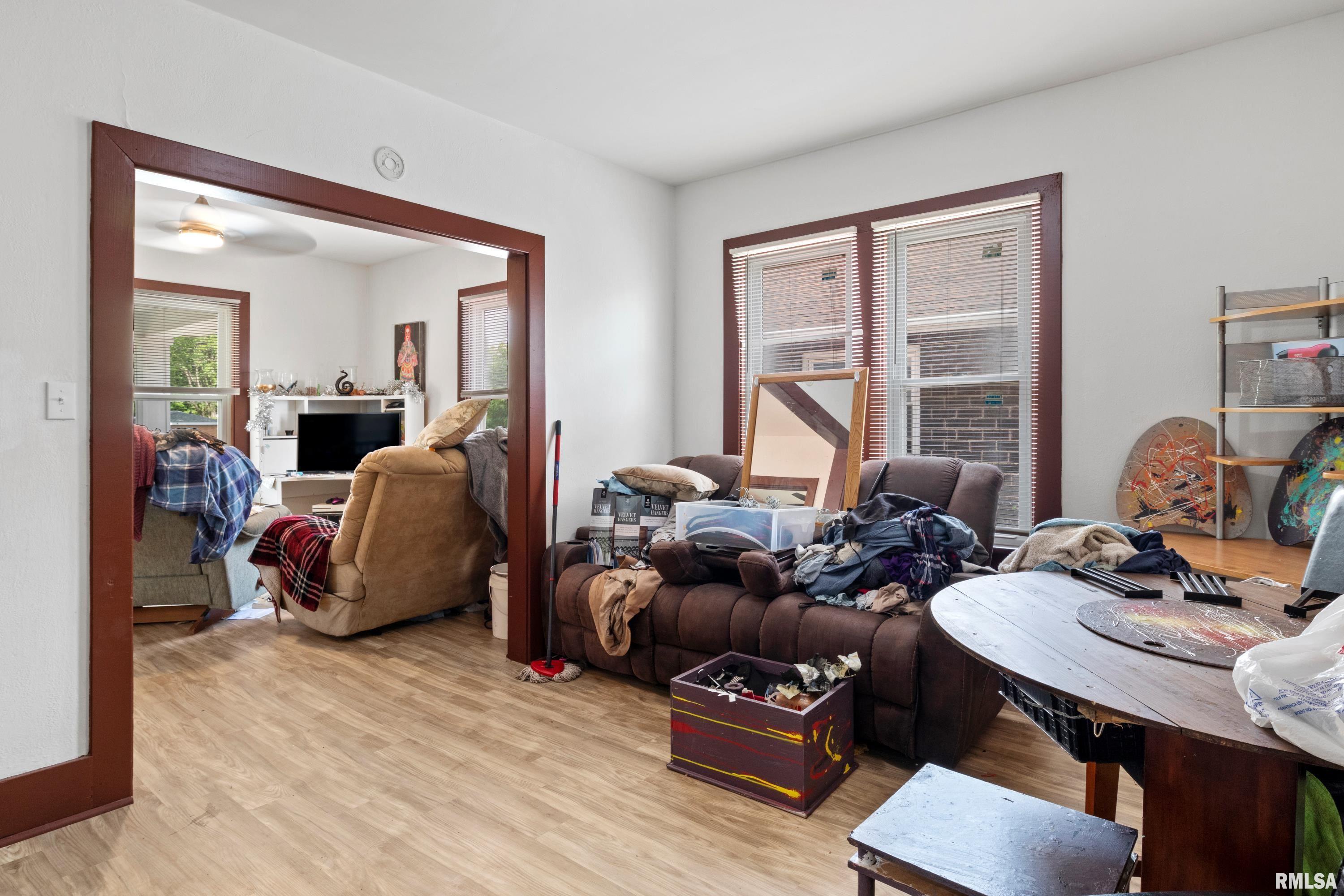 1809 South 11th Street Springfield, IL 62703 - Photo 4 of 26