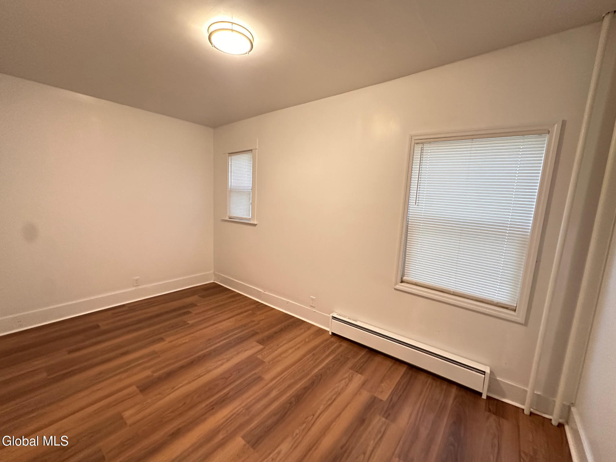 33 Morris Street, Unit 1 Albany, NY 12208 - Photo 7 of 12 523523532