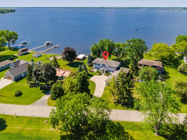 $1,595,000 | 5457 Nickels Drive, Oshkosh, WI 54904