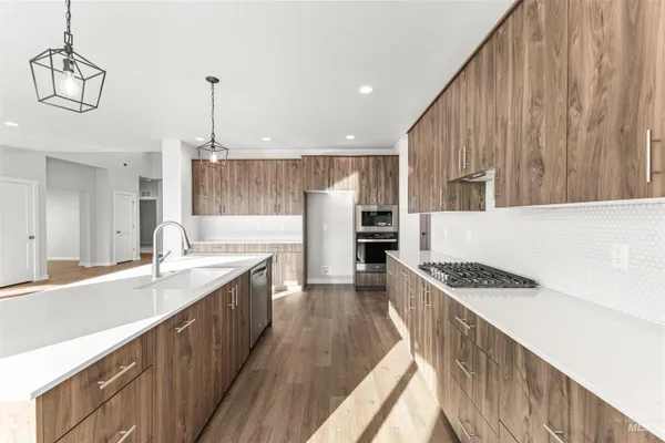 $774,990 | 1193 West Cub River Drive, Meridian, ID 83642