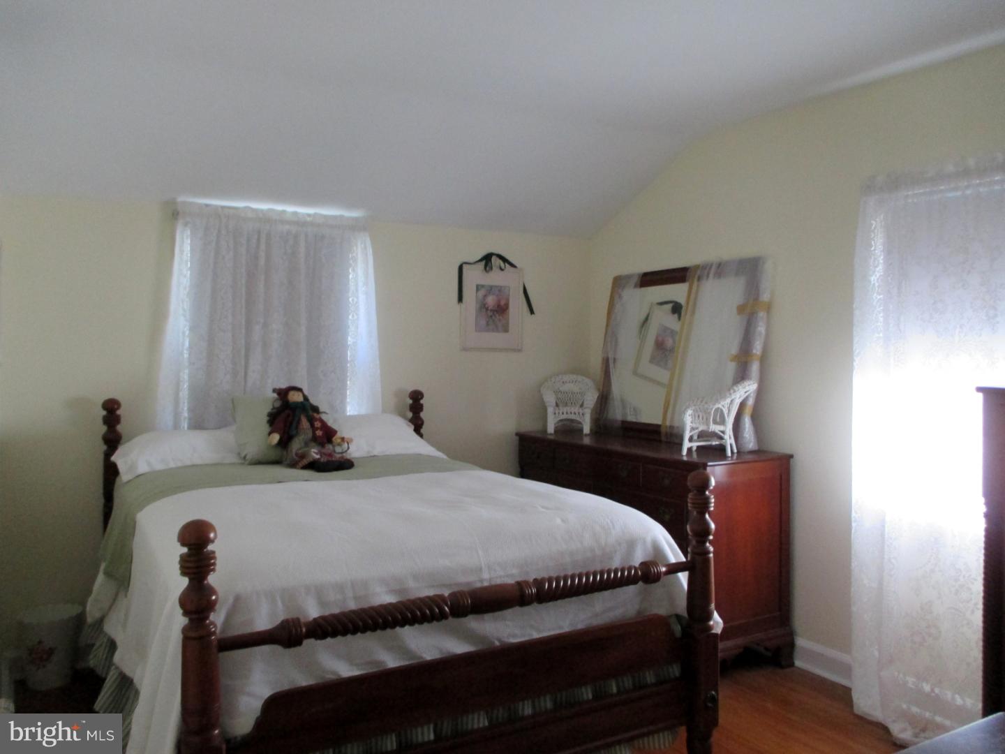 509 Ridley Avenue Folsom, PA 19033 - Photo 13 of 15 Gallery Image 13
