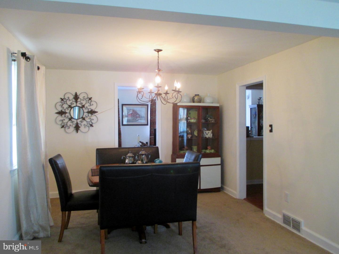509 Ridley Avenue Folsom, PA 19033 - Photo 4 of 15 Gallery Image 4