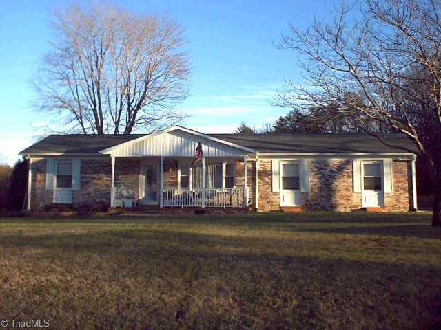 256 Baggage Road Madison, NC 27025 - Photo 1 of 1 Exterior Front.