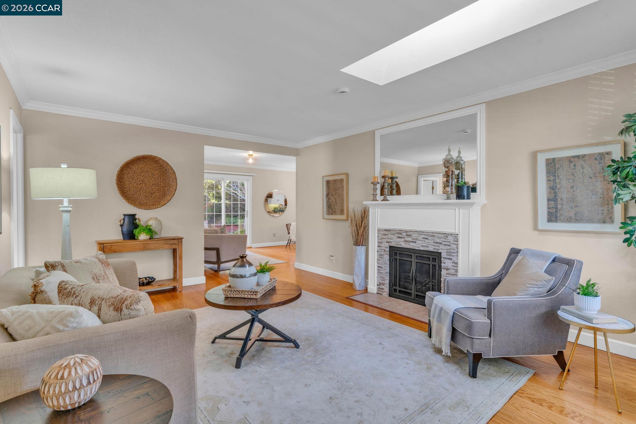 1978 Magnolia Way Walnut Creek, CA 94595 - Photo 4 of 38