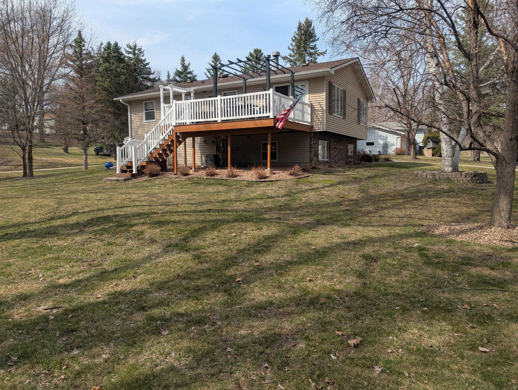 209 South 10th Street Montevideo, MN 56265 - Photo 4 of 46