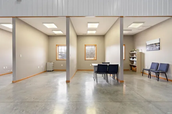 $1,800,000 | 250 South West Street, Russiaville, IN 46979