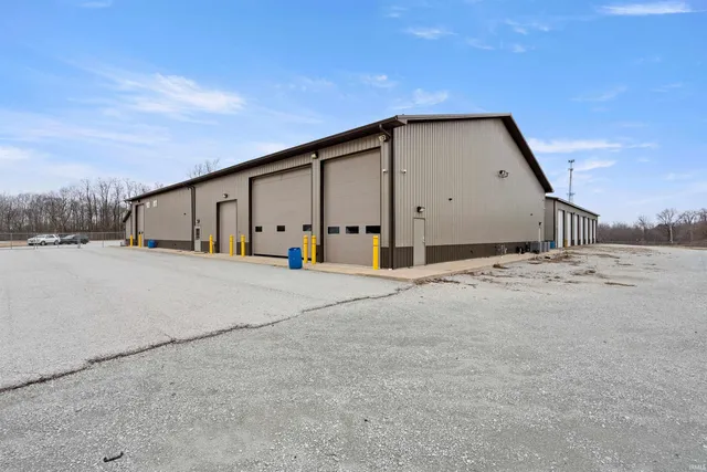 $2,490,000 | 250 South West Street, Russiaville, IN 46979