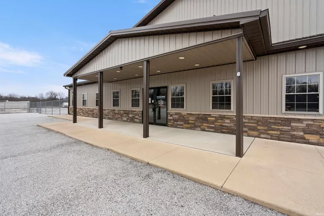 $2,490,000 | 250 South West Street, Russiaville, IN 46979
