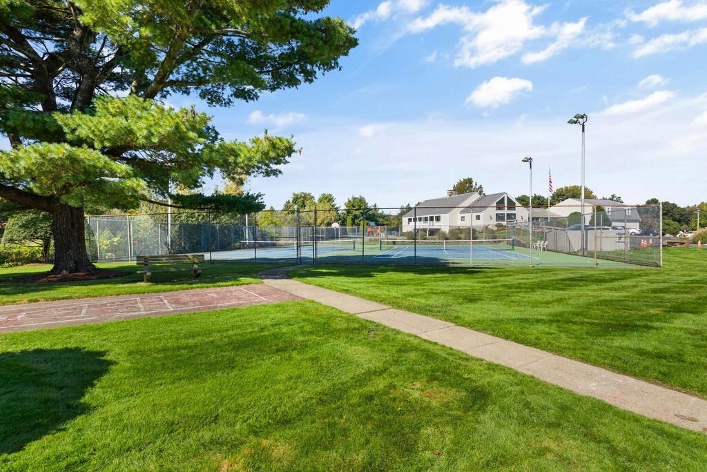 39 Christopher Drive, Unit B Stoughton, MA 02072 - Photo 34 of 38 a view of a park
