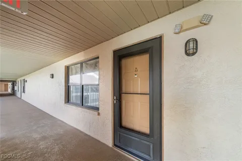 $199,500 | 13276 White Marsh Lane, Unit 3533, Fort Myers, FL 33912