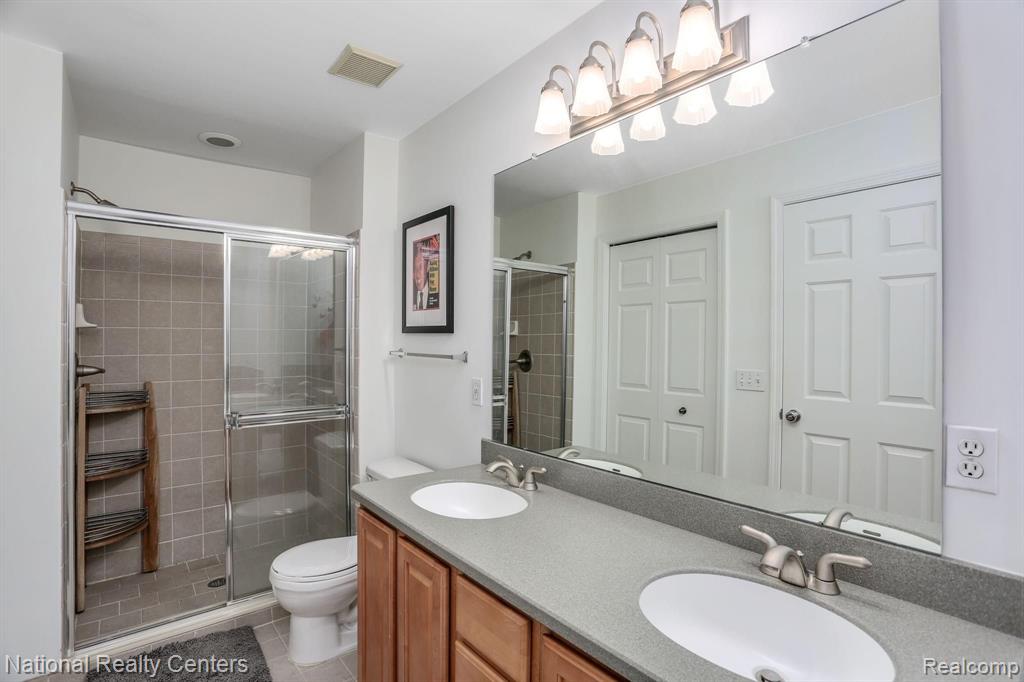 1444 Devon Lane Troy, MI 48084 - Photo 18 of 25