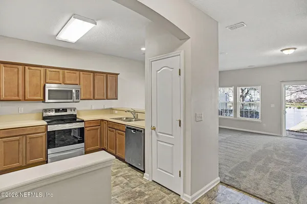 $210,000 | 1892 Biscayne Bay Circle, Jacksonville, FL 32218