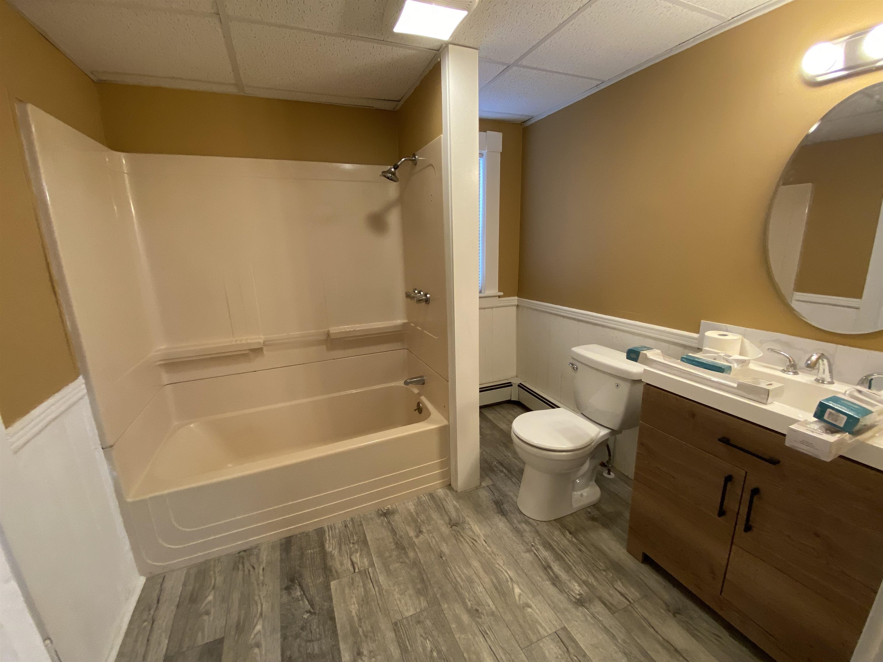 127-1 Tarrytown Road Manchester, NH 03103 - Photo 7 of 8