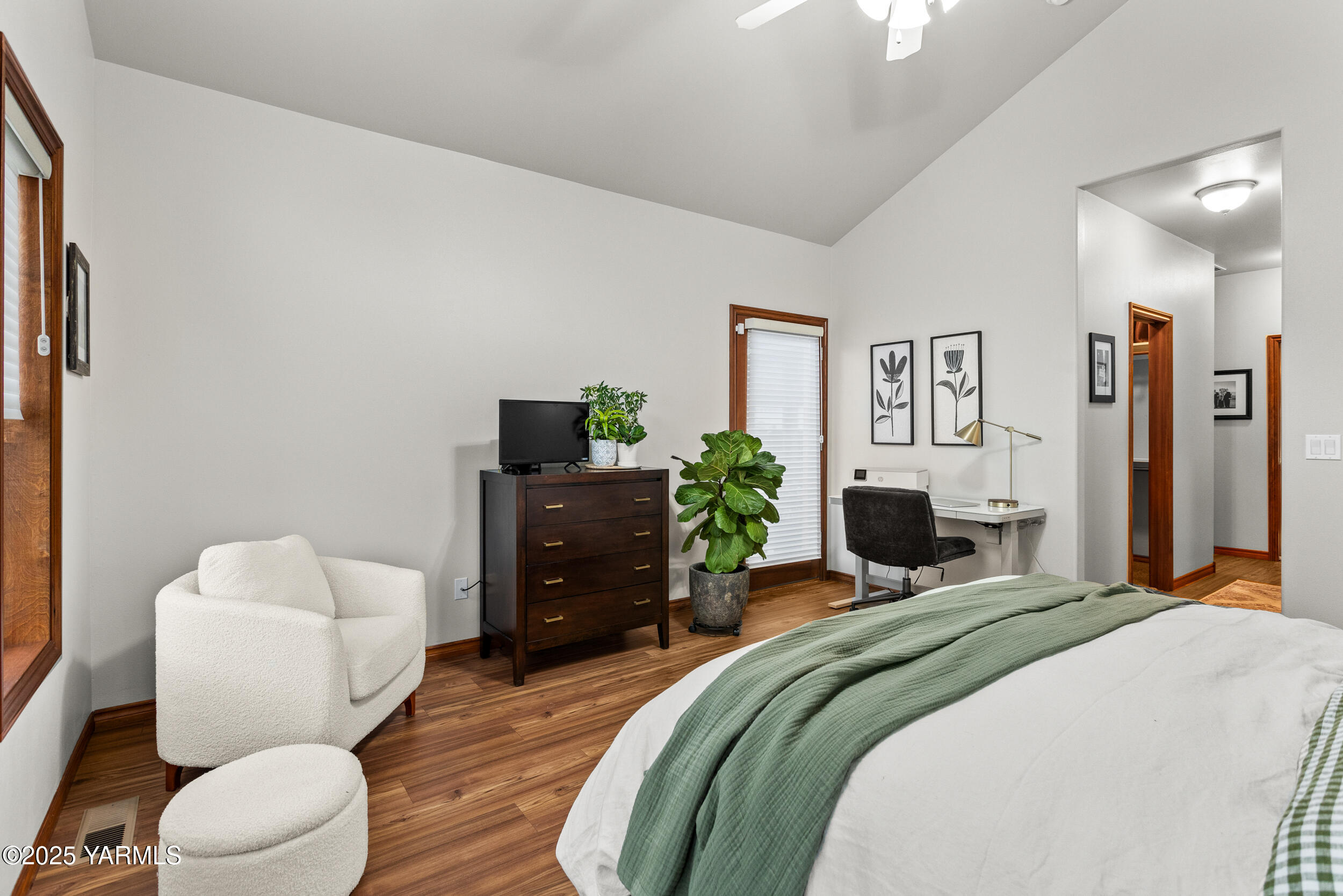 8838 Braeburn Loop Yakima, WA 98903 - Photo 20 of 45 8838Braeburn_23