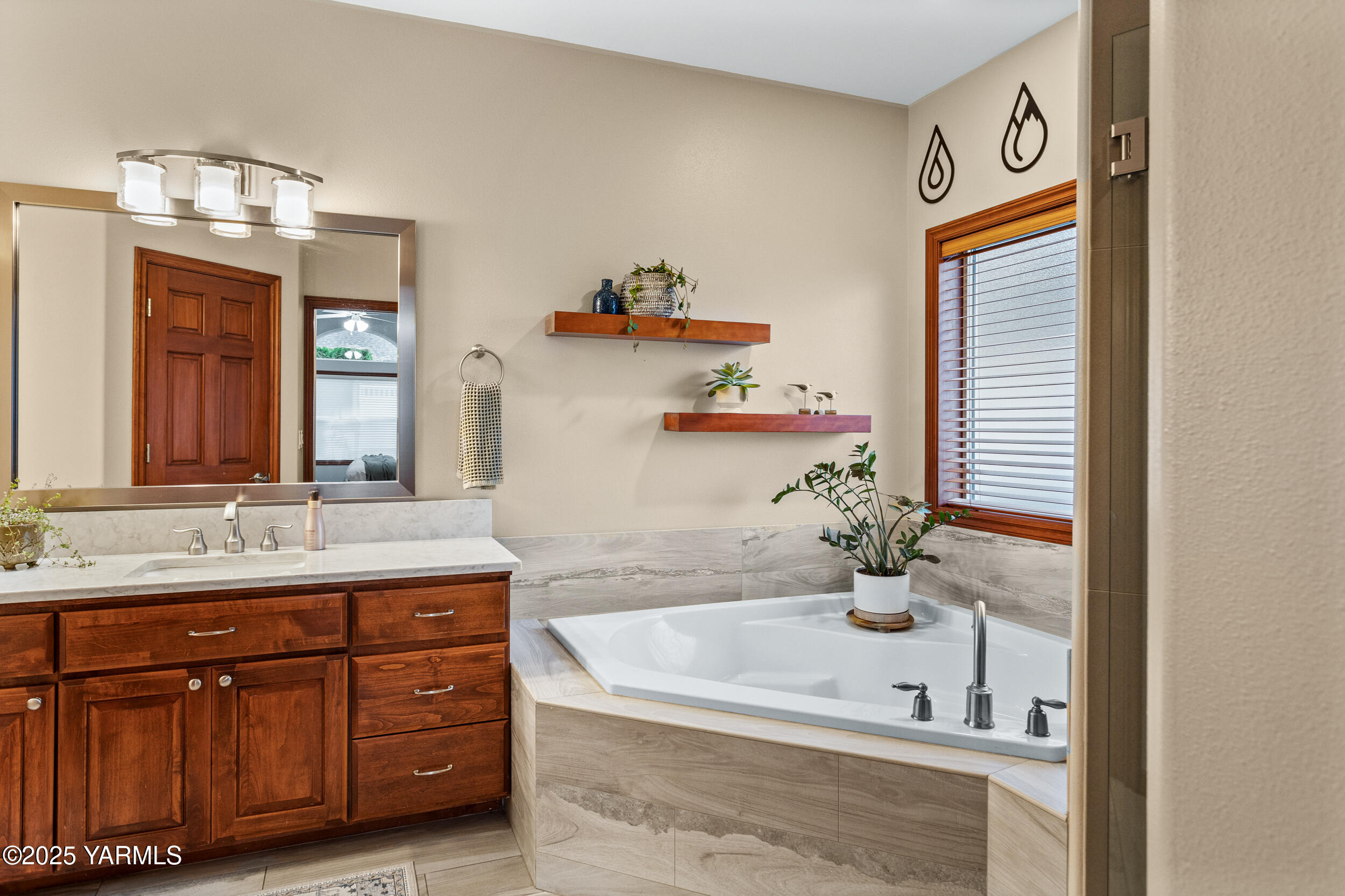 8838 Braeburn Loop Yakima, WA 98903 - Photo 24 of 45 8838Braeburn_26