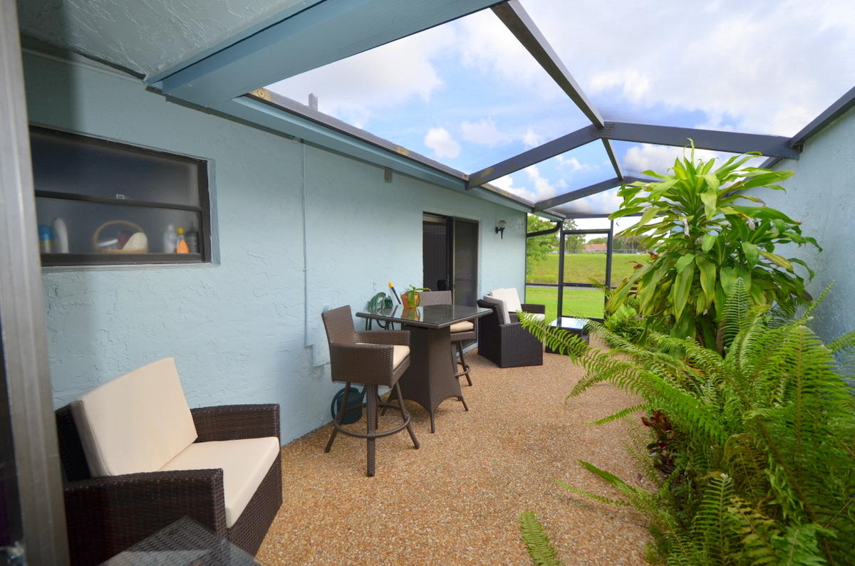 9142 Southwest 22nd Street, Unit A Boca Raton, FL 33428 - Photo 14 of 31 DSC_3702-001