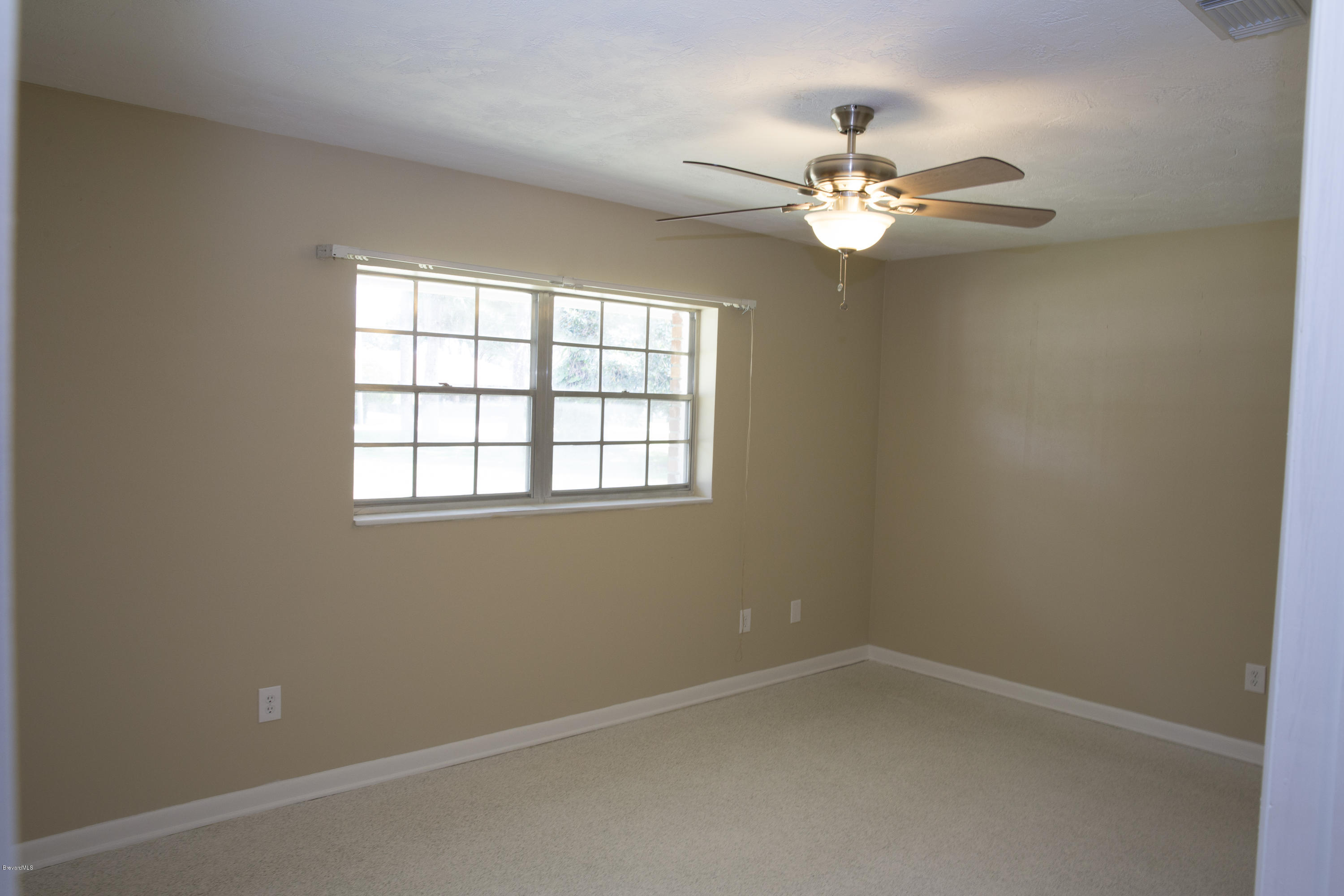 325 Gray Road Melbourne, FL 32904 - Photo 13 of 26 IMG_3440