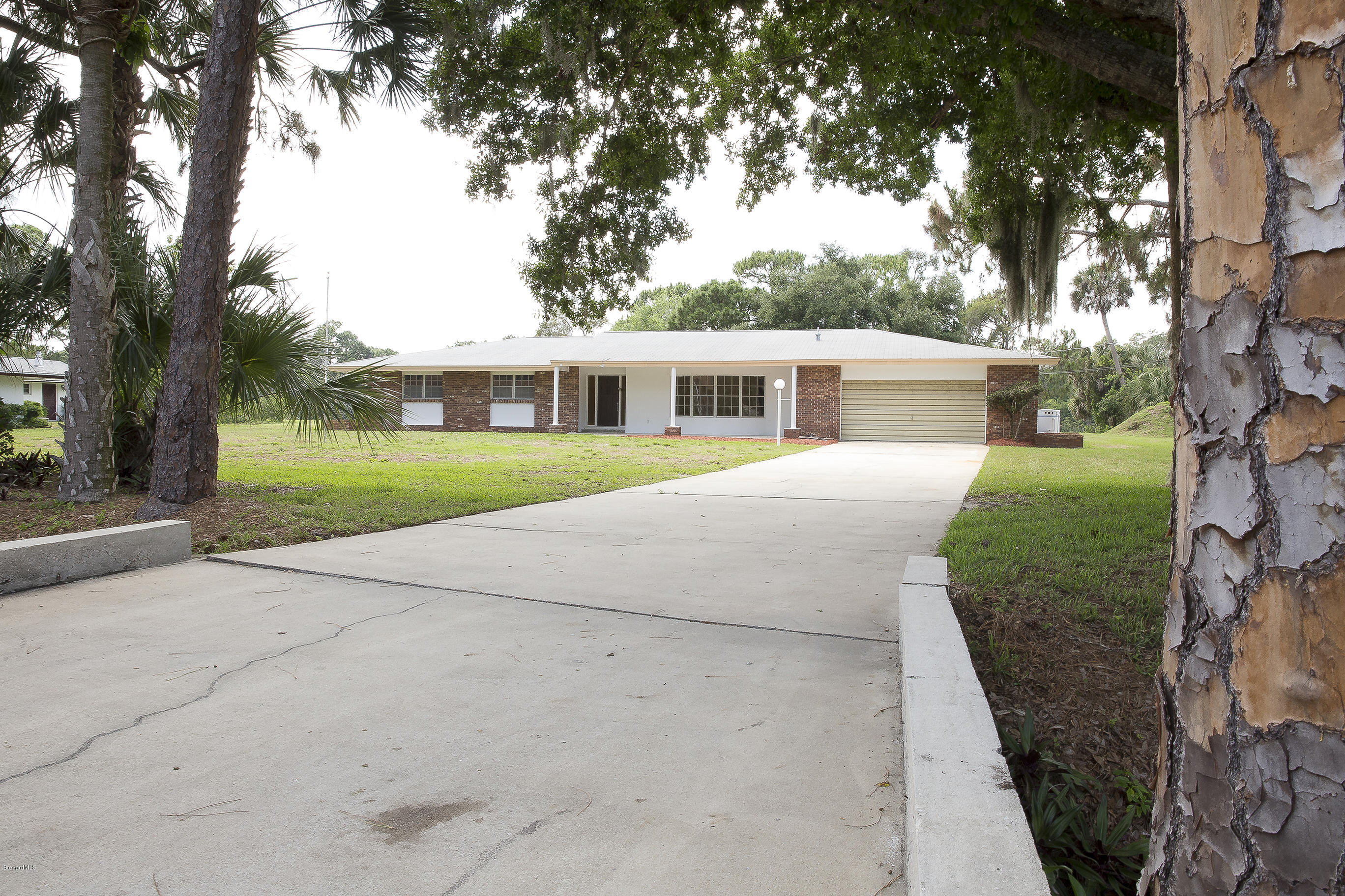 325 Gray Road Melbourne, FL 32904 - Photo 25 of 26 IMG_3503