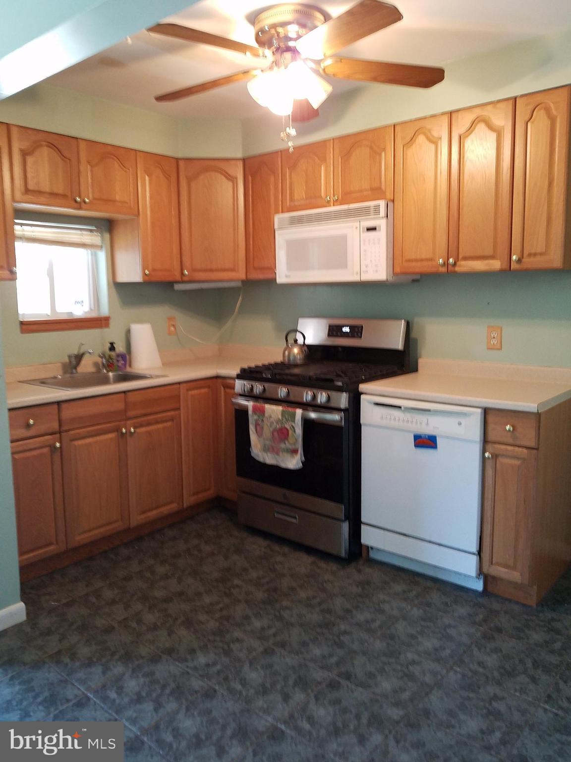 364 Grovethorn Road Baltimore, MD 21220 - Photo 5 of 13